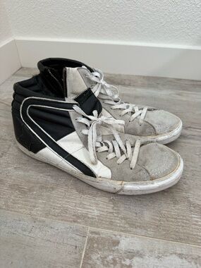 Golden Goose Deluxe Brand Slide distressed sneakers